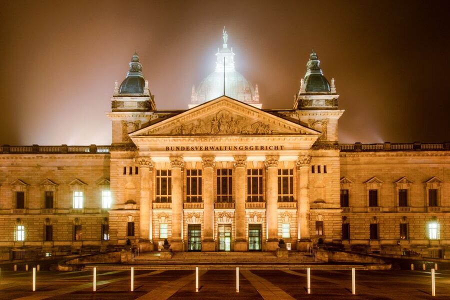 1.5-Hour Historical Tour of Leipzig with Costumed Guide - German only: the biggest practical decision you’ll make