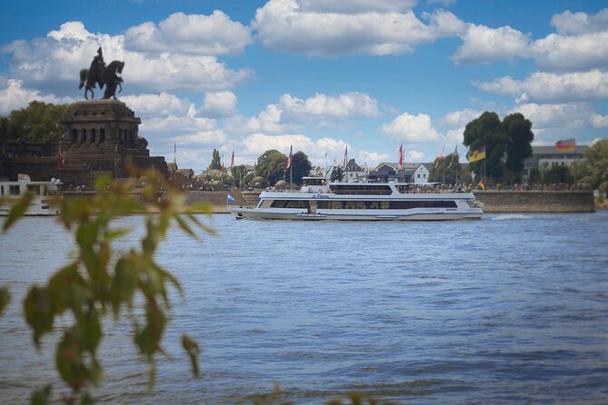 2 hours sightseeing cruise around Koblenz - Food and Water Rules, Including the 33 Degree Water Bottle Issue