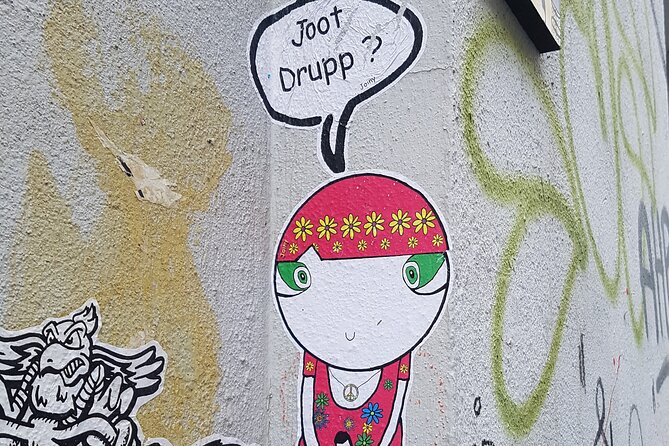 3-Hour Cologne Street Art Bike Tour in Small Group with Guide - Stop 5, Im Mediapark, let impressions settle then head back