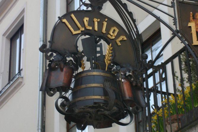 Altbier safari in Düsseldorf - Timing, crowds, and why day-of-week matters
