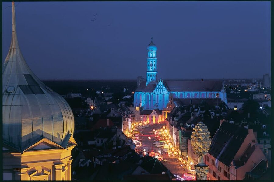 Augsburg: Illuminated Guided Evening Walking Tour - The illuminated Cathedral and St. Ulrich and Afra basilica