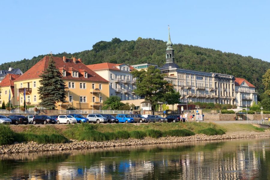 Bad Schandau: Scavenger Hunt through Saxon Switzerland - The historic passenger elevator to Osterrauer Scheibe
