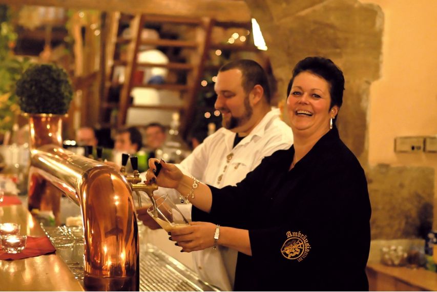 Bamberg: Guided Beer History Tour with Optional Tasting - Eisgrube, Upper Parish Church, Domberg, and Sandstraße