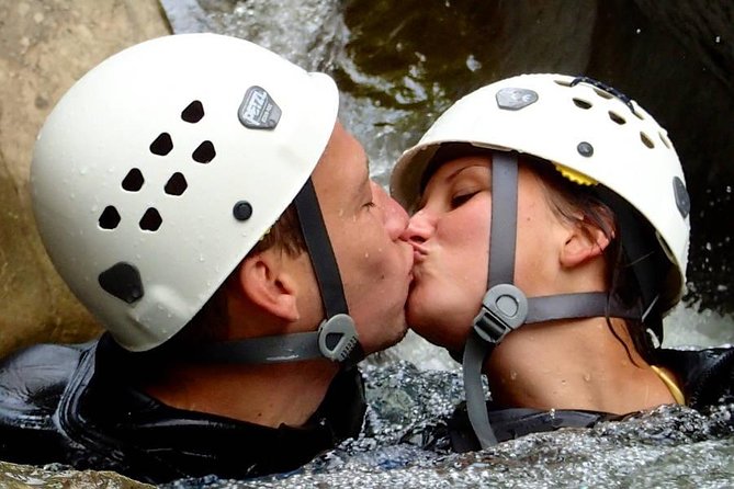 Beginner canyoning in the Starzlachklamm - Jumps and Slides: How the Fun Part Works