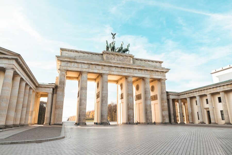 Berlin: 1-Hour Guided Tour of the Historic Center - Key Points Before You Go