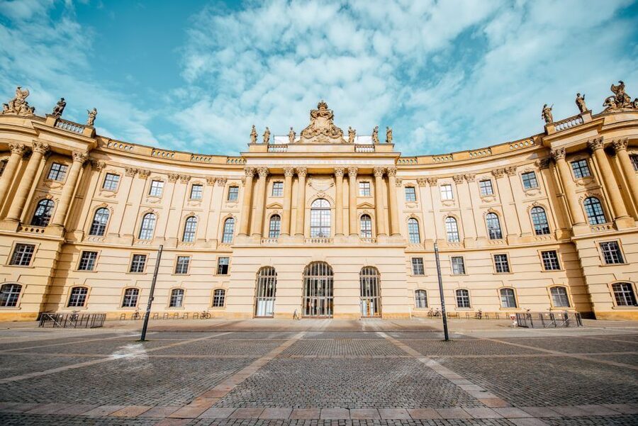 Berlin: 1-Hour Guided Tour of the Historic Center - Starting at Hotel Adlon, and How the Route Fits in One Hour