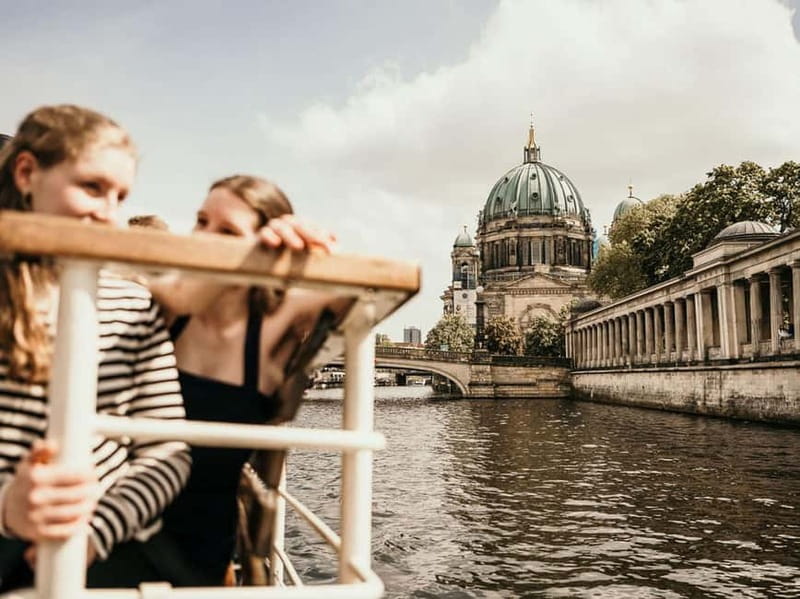 Berlin: 2.5-Hour Beer & Sunset Sightseeing Boat Cruise - Who this cruise is for, and who might want a different plan