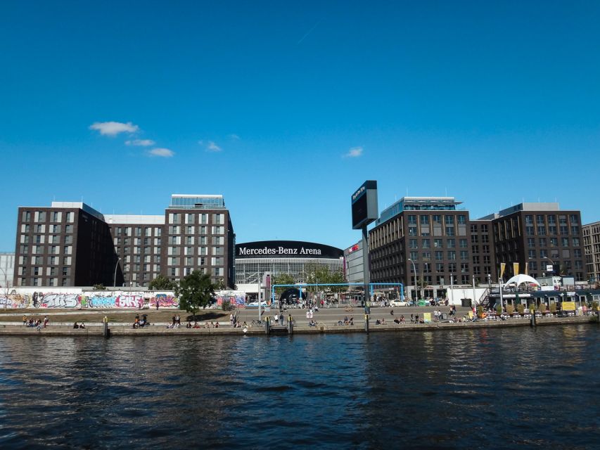 Berlin: 2.5-Hour East Side Boat Cruise with Commentary - Oberbaum Bridge: your best photo and the bridge with attitude