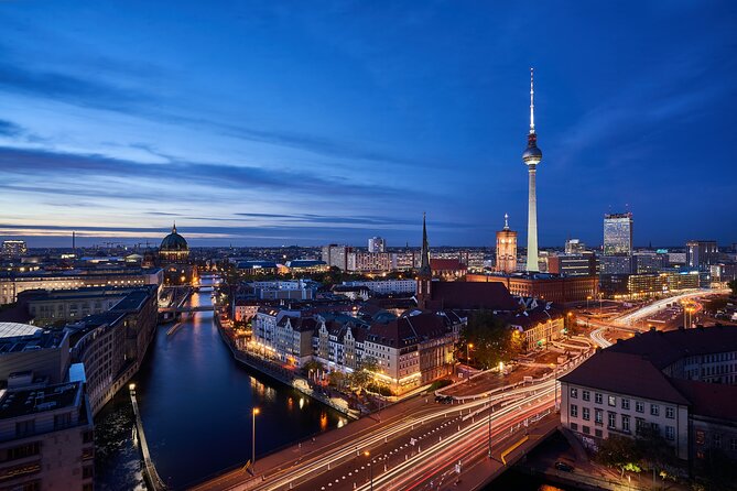 Berlin 3-Course Dinner Cruise - Night Visibility Tip: Why Dusk Changes What You Notice