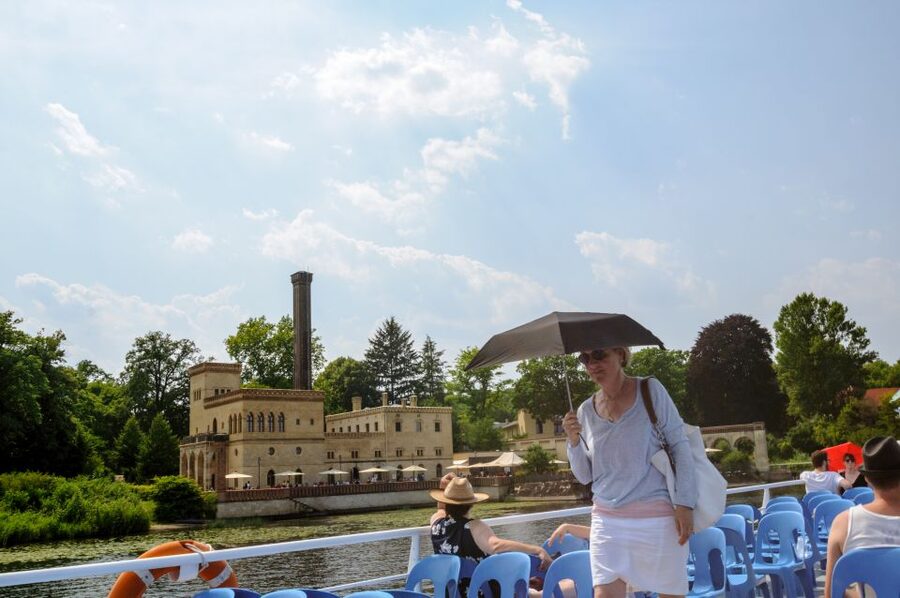 Berlin: 3-Hour World Heritage Cruise to Potsdam - Wannsee Anchors: St. Peter and Paul and the Lakeside Mood