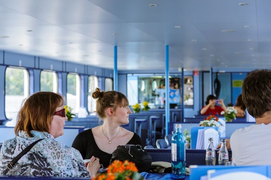 Berlin: 3-Hour World Heritage Cruise to Potsdam - Onboard Comfort: Seating, Shade, and That Hot-Day Reality