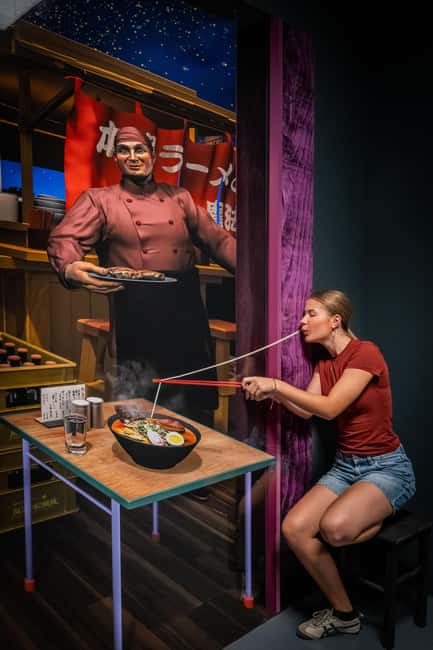 Berlin: 3D Trick Art Museum — Tickets - Getting photos that actually look like the trick works