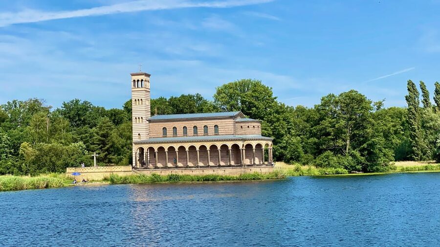 Berlin: 7 Lakes Boat Tour through the Havel Landscape - Griebnitzsee to Babelsberg Palace, then Agents Bridge (Glienicke Bridge)