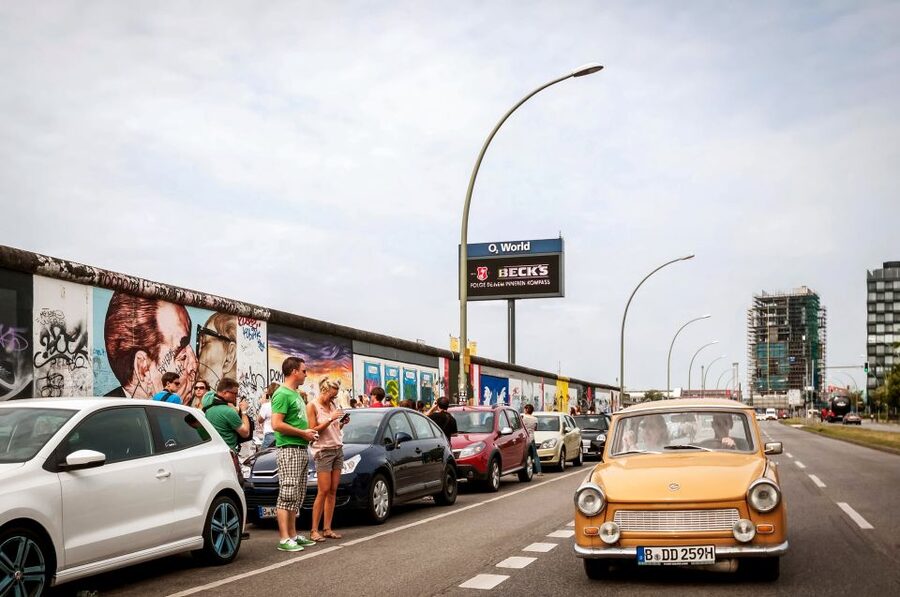 Berlin: 75-minute Trabi Safari - Route Walkthrough: Potsdamer Platz to Unter den Linden