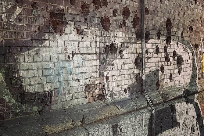 Berlin Beers & Battlefields Tour: War History and German Beer - Beer included: what to expect when German pubs meet WWII streets