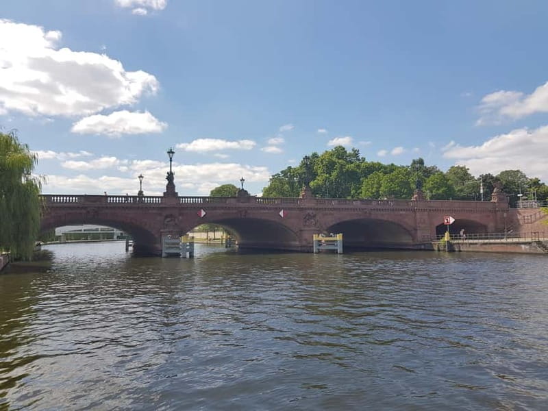 Berlin Beers & Battlefields Tour: War History & German Beer - Key Things You Notice on This Berlin War and Beer Tour