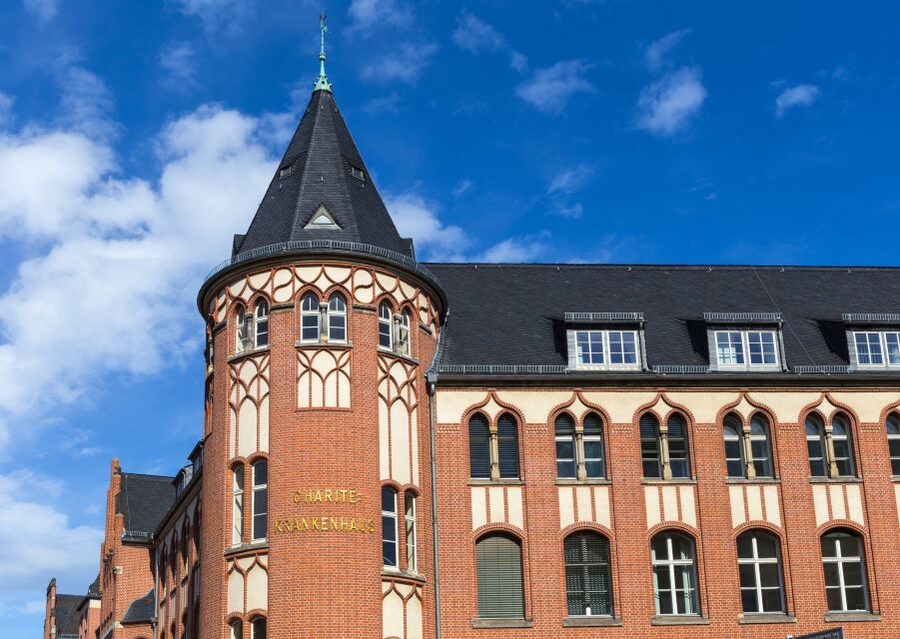Berlin: Berlin Charité Guided History Tour - Why $28 for 2 Hours Feels Like Good Value