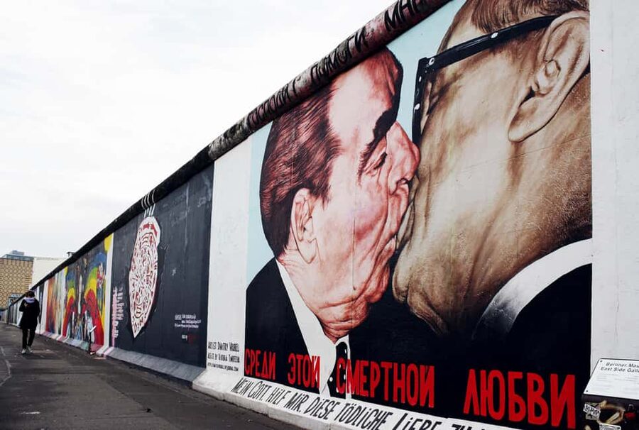 Berlin: Bus Tour to Sachsenhausen, East Side Gallery, & Berlin Story Bunker - Getting from Alexanderplatz to Sachsenhausen, without the travel stress