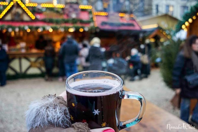 Berlin Christmas Markets with Culinary Tour - Stop 4: Lucia Weihnachtsmarkt in an 1800s open-air brewery