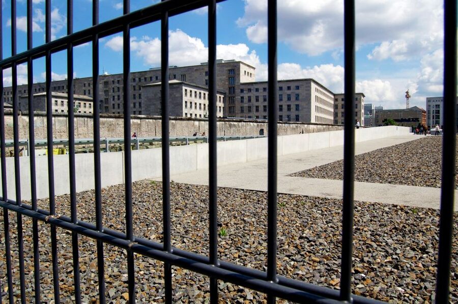 Berlin: City Center Walking Tour - Key things you will notice on this Berlin city center walk
