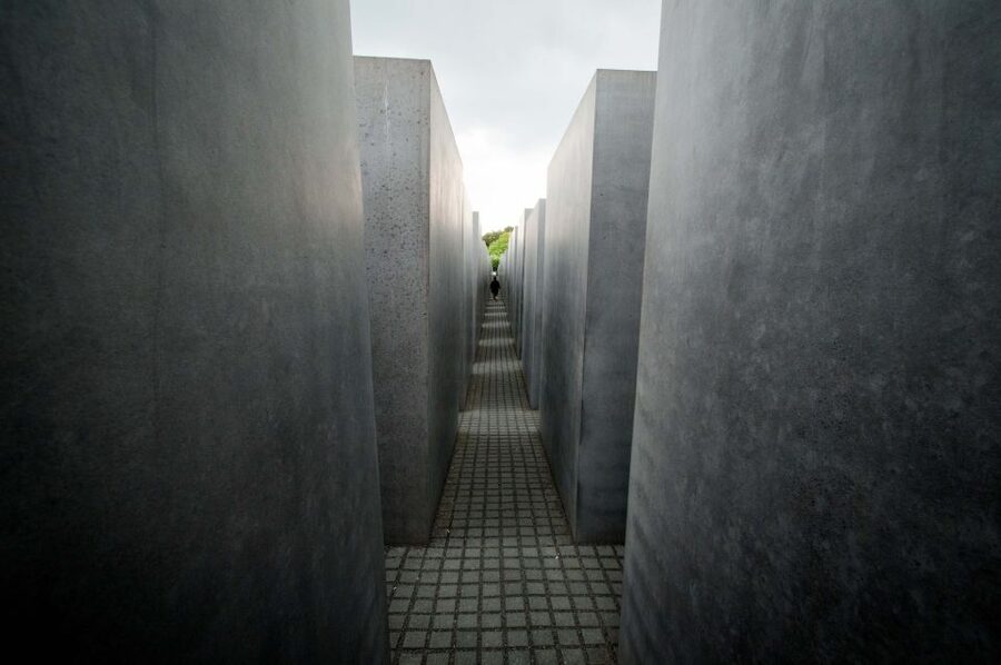 Berlin: City Center Walking Tour - Price and value for a $24 Berlin Mitte walk