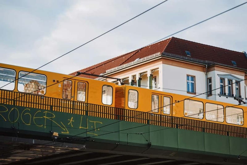 Berlin: City's Highlights Walking Tour - Hitler’s Bunker Site: Learning How the Nazi Regime Fell