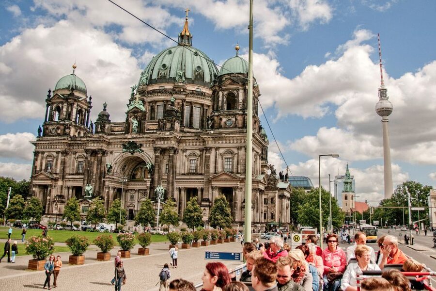 Berlin: City Sightseeing Hop-On Hop-Off Bus Tour - Should you book this City Sightseeing Berlin hop-on hop-off bus tour?