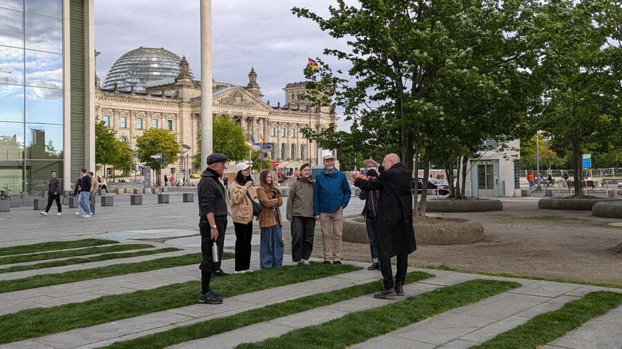 Berlin City walk Government District and Places of Democracy - The riverfront route: quick photo moments that actually matter
