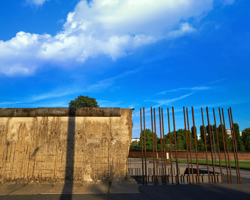 Berlin: Cold War History and Berlin Wall Guided Walking Tour - Start at Hopfingerbräu, then trace the Wall’s story