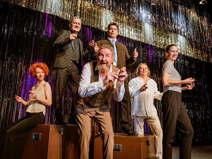Berlin: DISTEL - The capital cabaret - Key moments that make DISTEL worth your time