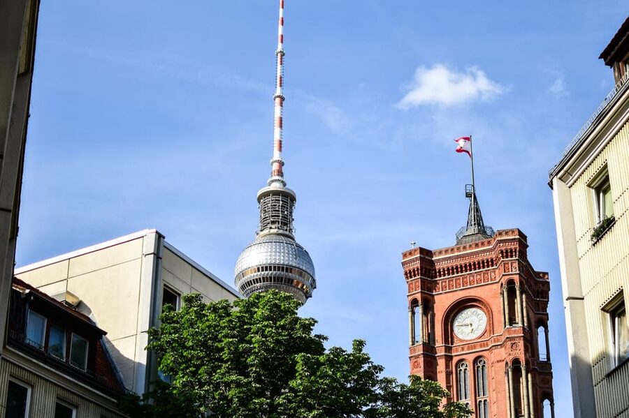 Berlin: EasyCityPass Zone ABC Transportation and Discounts - The family and pet perks: how the pass handles real life