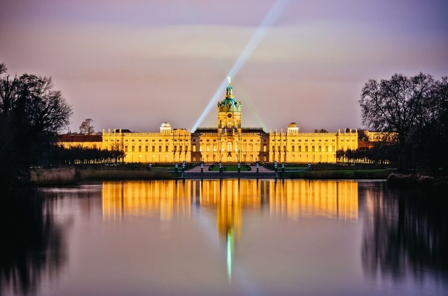 Berlin: Evening City Sightseeing Cruise - Bellevue Palace and Tiergarten: where the cruise feels most classic
