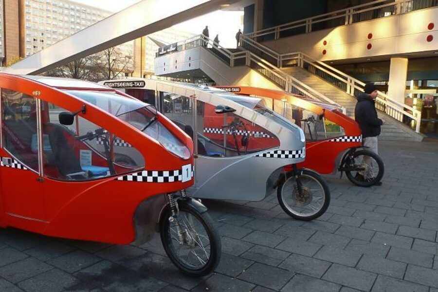 Berlin Express: Private 1-Hour E-Rickshaw Ride - Potsdamer Platz to the city icons: what you’re likely to catch during the drive