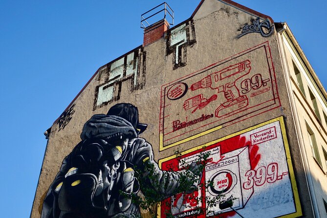 Berlin Food & Cultural Tour: Must-Try German & Berliner Classics - Why East Berlin flavor comes with a street-art lesson