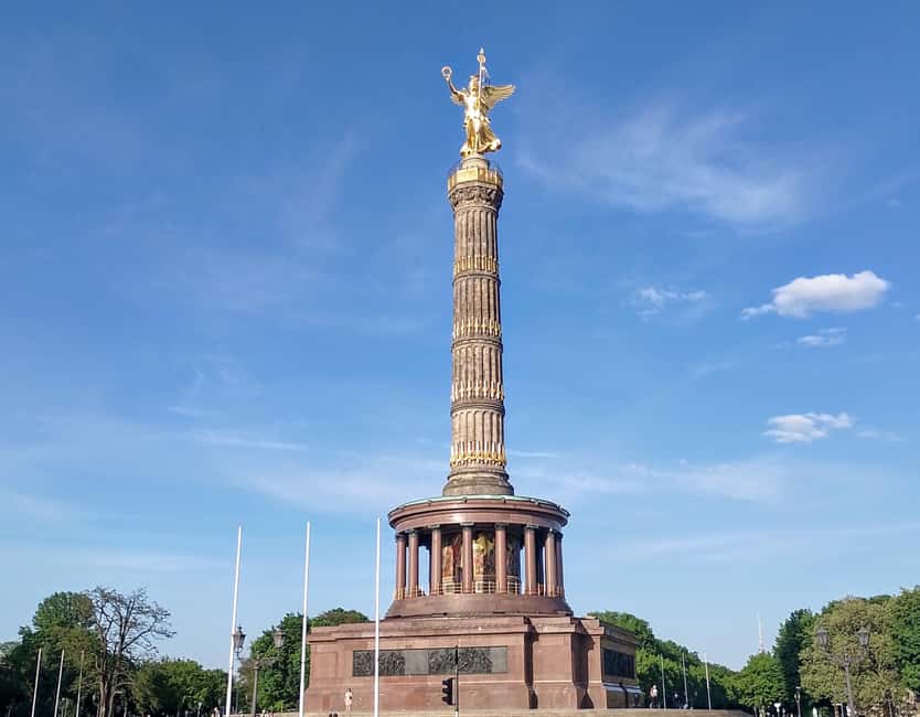 Berlin: From East to West & Wall Tour by Bike with a Guide - Unter den Linden to Brandenburg Gate, then Tiergarten West calm