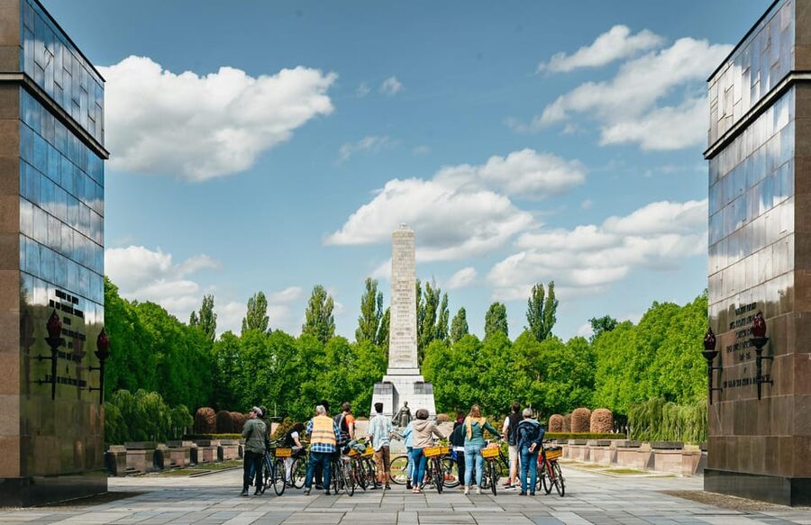 Berlin: Green City Guided Bike Tour - Panke River Renaturation and Sustainable Berlin Lessons on Wheels