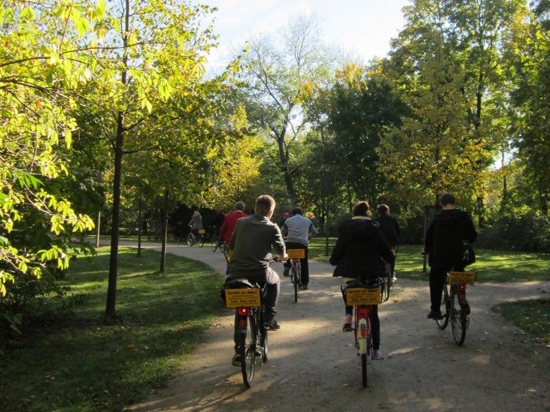 Berlin: Green City Guided Bike Tour - Creative Spaces, Urban Art, and the Gentrification Reality Check