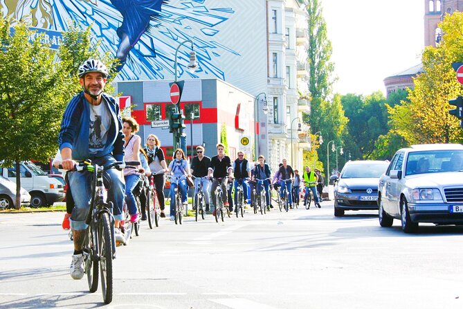 Berlin: Guided Bike tour of the Berlin Wall and Third Reich - What makes the guides matter on this tour