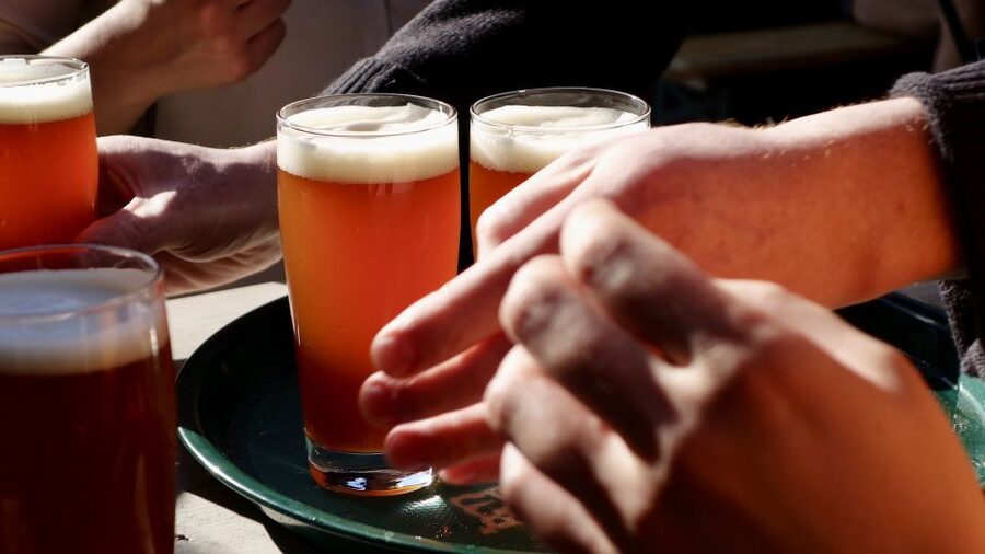 Berlin: Guided Craft Beer & Cultural Tour With Snacks - Nine tastings, three microbreweries: lagers, experiments, and how the guide teaches