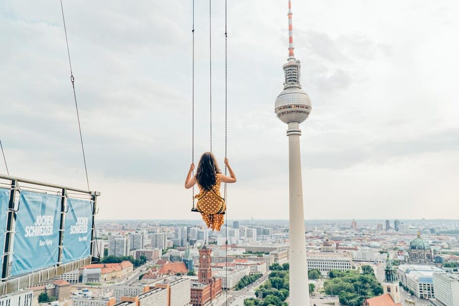 Berlin: Highest Swing in Europe - How the crew helps you swing higher and get better photos