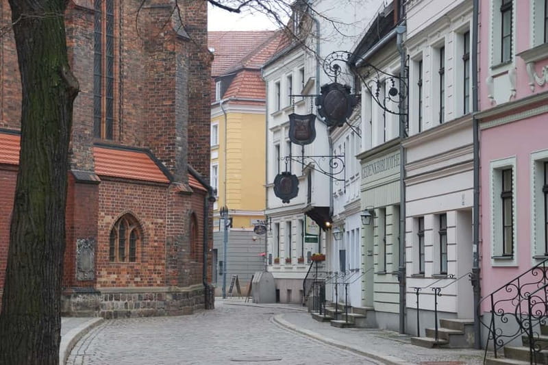 Berlin: Historic Center Walking Tour with a Real Berliner - Nikolaiviertel: where Berlin’s “trading village” story feels real