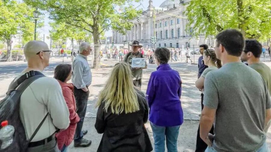 Berlin: Hitler's Berlin The Rise & Fall Guided Walking Tour - Reichstag: seeing one building mean three different eras