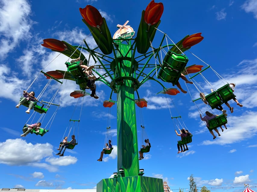 Berlin: Holland-Park day ticket - Indoor play halls and climbing walls: where the day starts moving