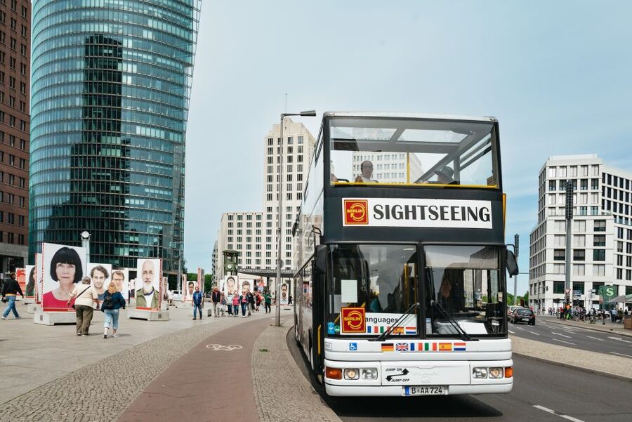 Berlin: Hop-on Hop-off Bus Tour with Live Commentary - Museum Island, Humboldt University, and Unter den Linden under a single ride