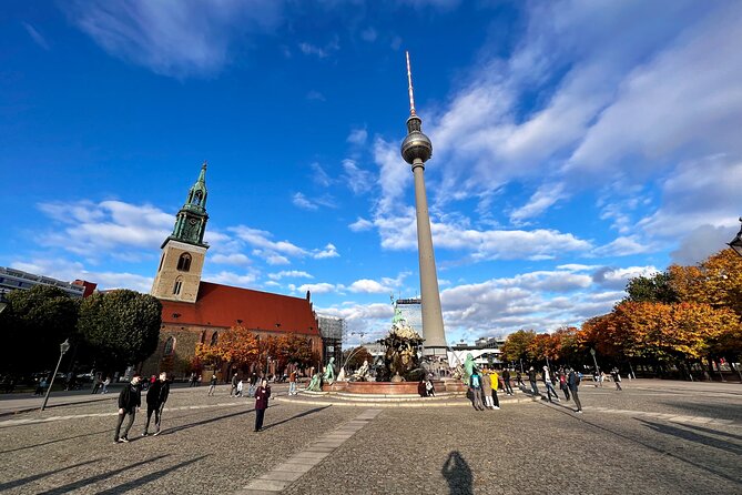 Berlin In A Nutshell: Introductory Group Walking Tour - Key Highlights You Should Not Miss