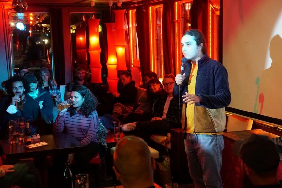 Berlin: Laughing Spree Comedy Show on a Boat - The East Side Gallery moment: why the views feel part of the show