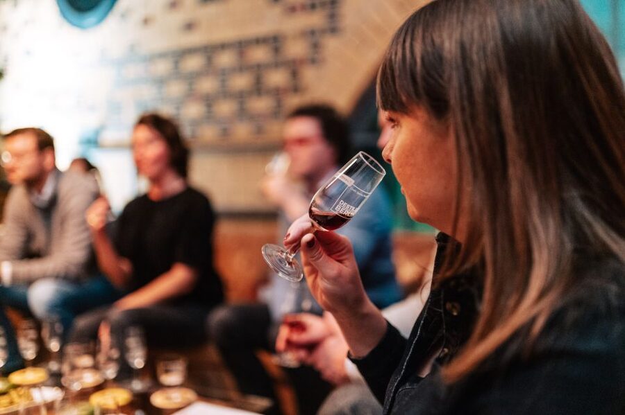 Berlin: Mampe Schnapps Brewery Tour and Tasting (IN ENGLISH) - Who this tour suits best, and who might want a different plan