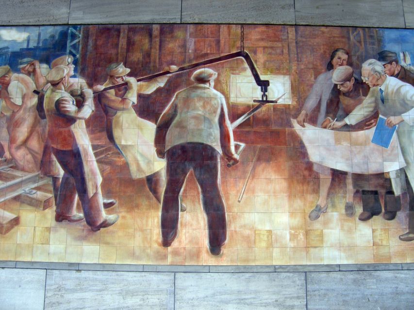 Berlin: Nazi History Walking Tour - From Reichstag days to the Nazi “world capital” idea