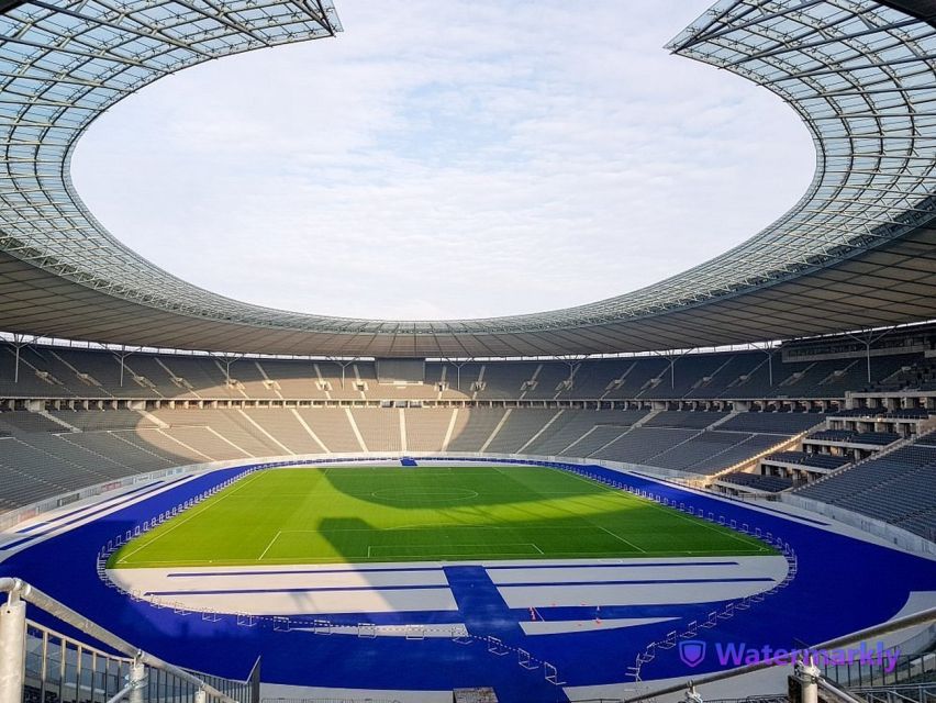 Berlin: Olympia Stadium Entrance Ticket - Finding the visitor centre and getting in smoothly