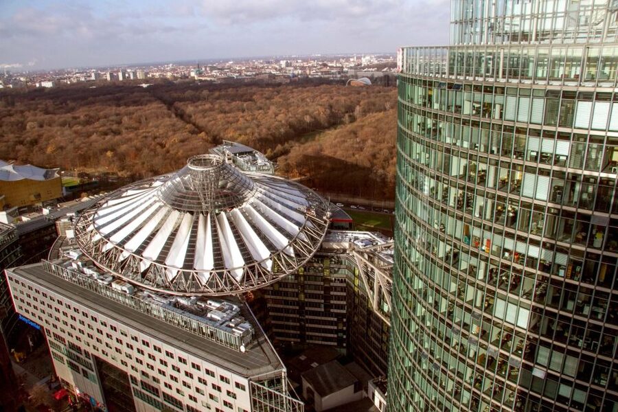 Berlin: Panoramapunkt Skip-the-Line Elevator Ticket - Practical logistics at Potsdamer Platz 1
